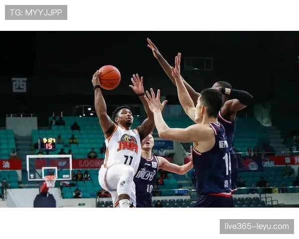 法蒂边路突破闪耀全场，助球队逆转取胜