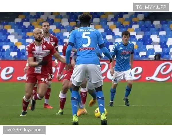 南美足球防守漏洞凸显，战术调整成当务之急，状态回暖引关注