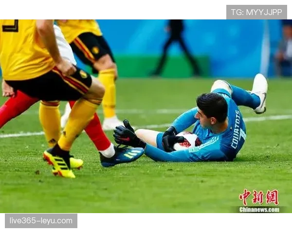 库尔图瓦：2018世界杯金手套得主与比利时黄金一代支柱解析