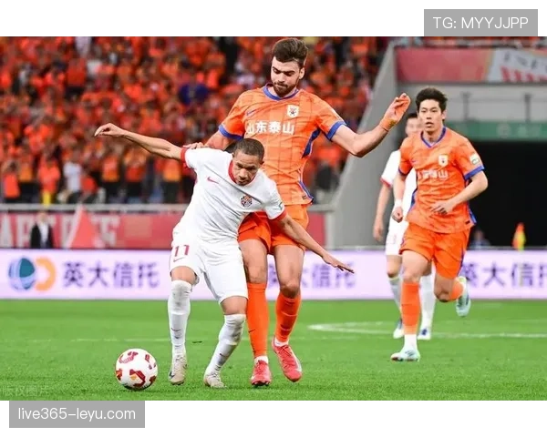 山东泰山深陷战术困局：依赖老将还是重建青春？